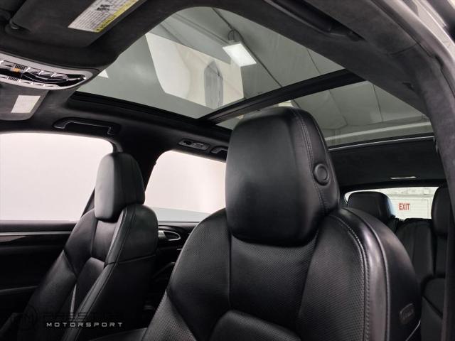 2017 Porsche Cayenne Turbo