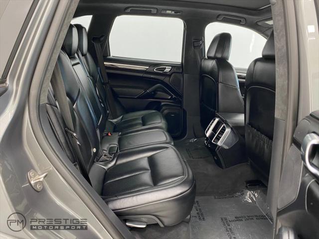 2017 Porsche Cayenne Turbo