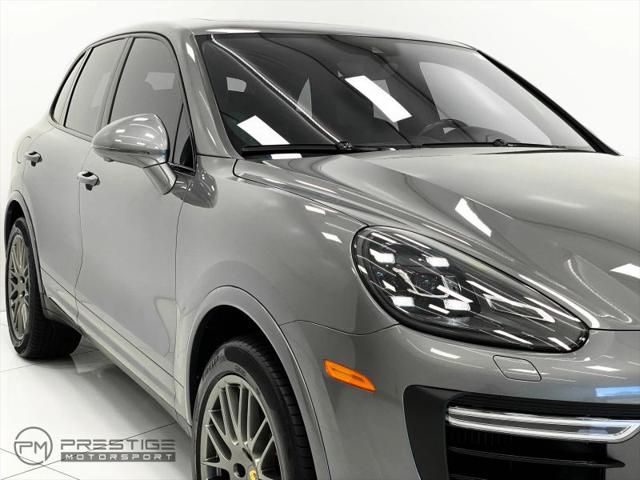 2017 Porsche Cayenne Turbo