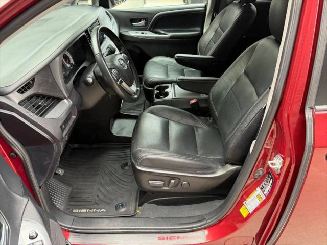 2020 Toyota Sienna SE