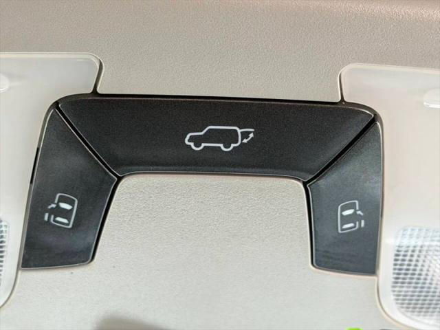 2020 Toyota Sienna SE
