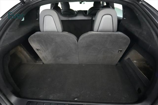 2023 Tesla Model X Standard Range