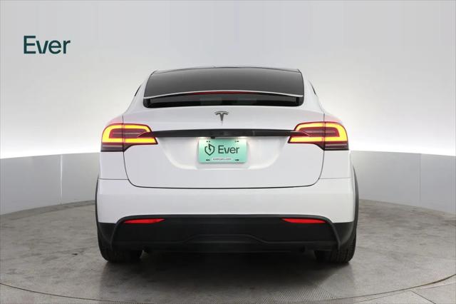 2023 Tesla Model X Standard Range