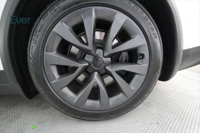 2023 Tesla Model X Standard Range