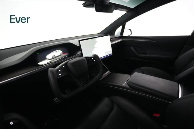 2023 Tesla Model X Standard Range