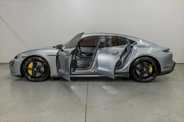 2020 Porsche Taycan Turbo