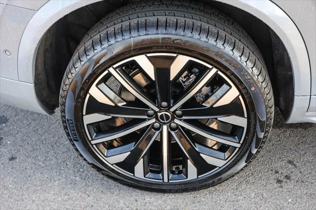 2026 Volvo XC90 Plug-In Hybrid Plus, T8 AWD, Electric/Gasoline, Bright, 7 Seats