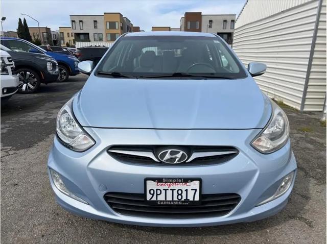2013 Hyundai Accent SE