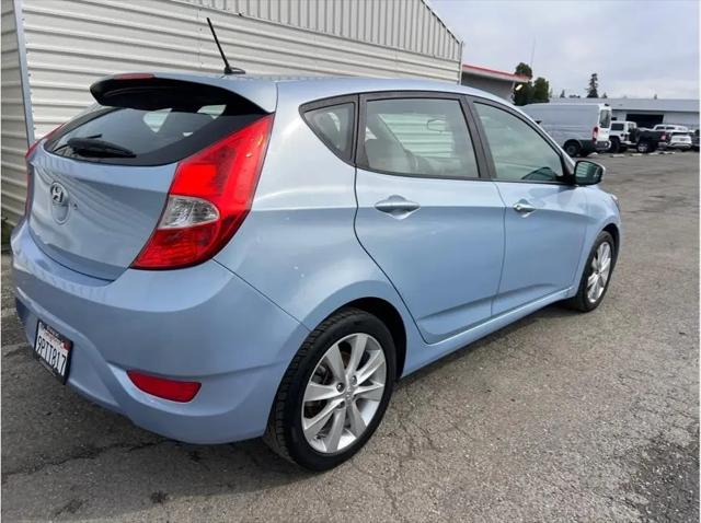 2013 Hyundai Accent SE