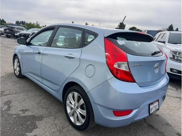 2013 Hyundai Accent SE