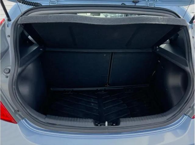 2013 Hyundai Accent SE