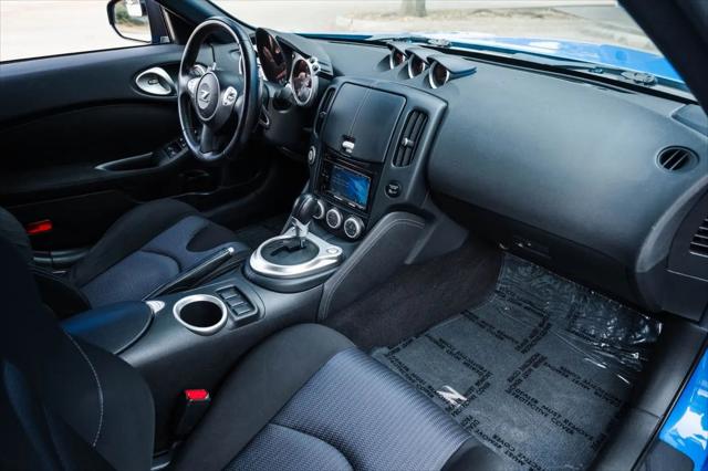 2009 Nissan 370Z Base