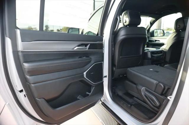 2026 Jeep Grand Wagoneer L 4x2