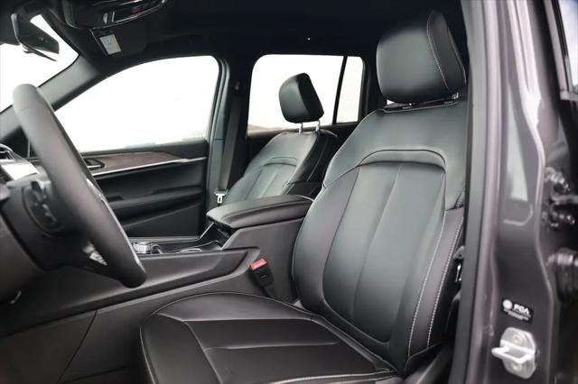 2026 Jeep Grand Cherokee Limited 4x2