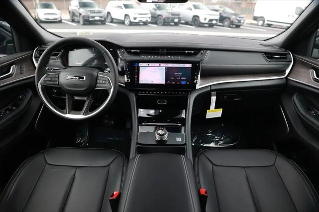 2026 Jeep Grand Cherokee Limited 4x2