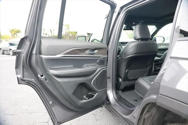 2026 Jeep Grand Cherokee Limited 4x2