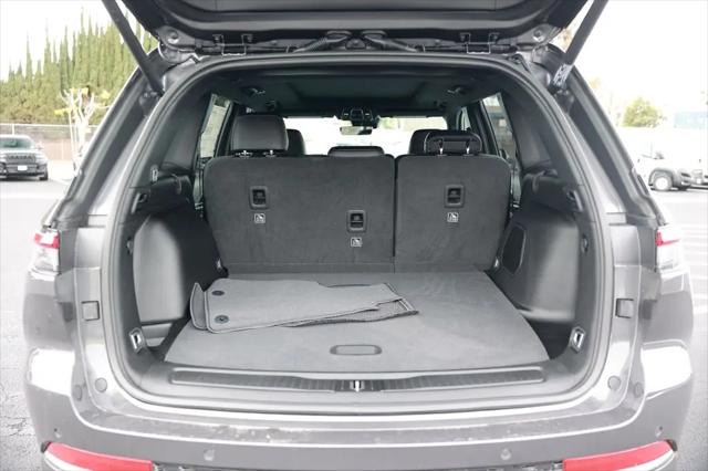 2026 Jeep Grand Cherokee Limited 4x2