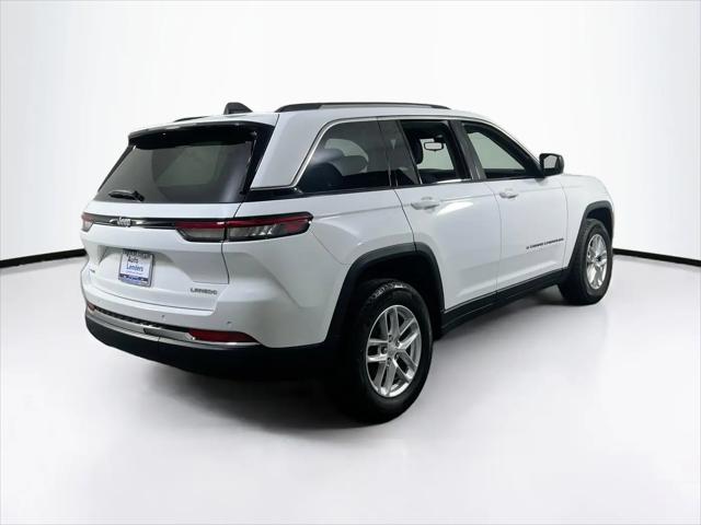 2023 Jeep Grand Cherokee Laredo 4x4