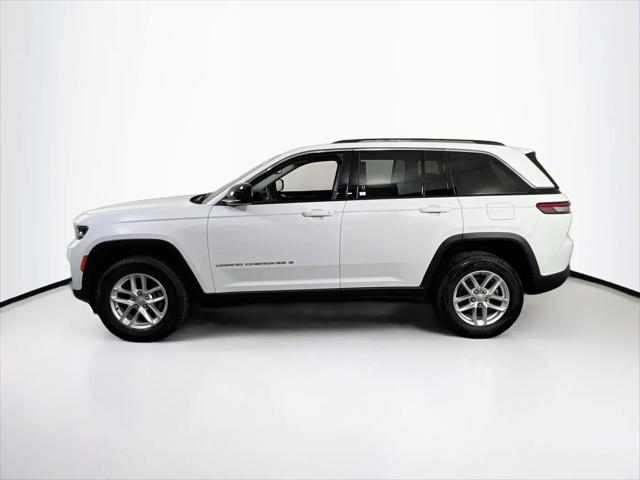 2023 Jeep Grand Cherokee Laredo 4x4