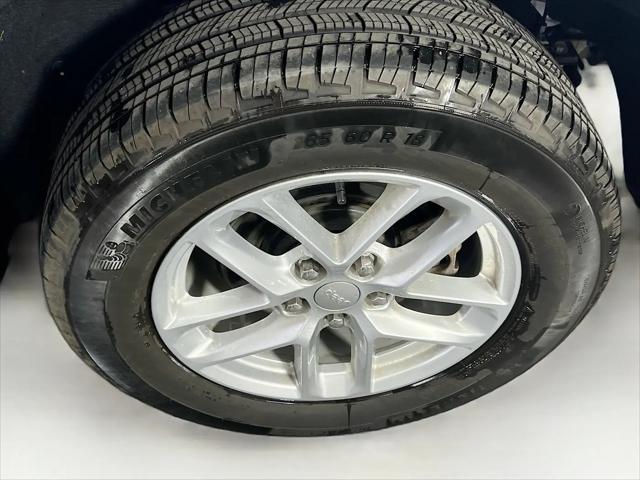 2023 Jeep Grand Cherokee Laredo 4x4
