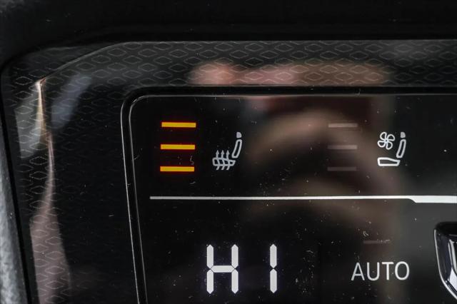 2026 Volkswagen Taos SEL