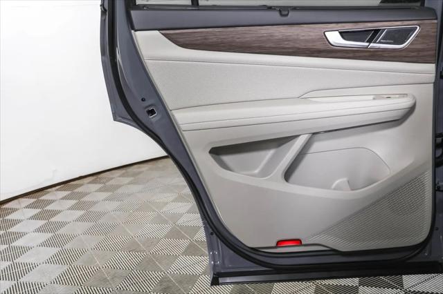 2026 Volkswagen Atlas SEL Premium R-Line