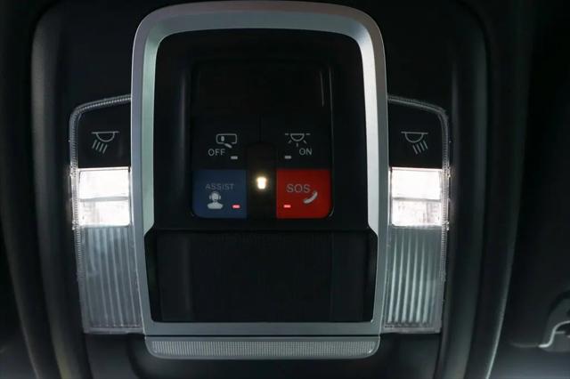 2024 Ram 1500 Laramie Crew Cab 4x2 5'7" Box