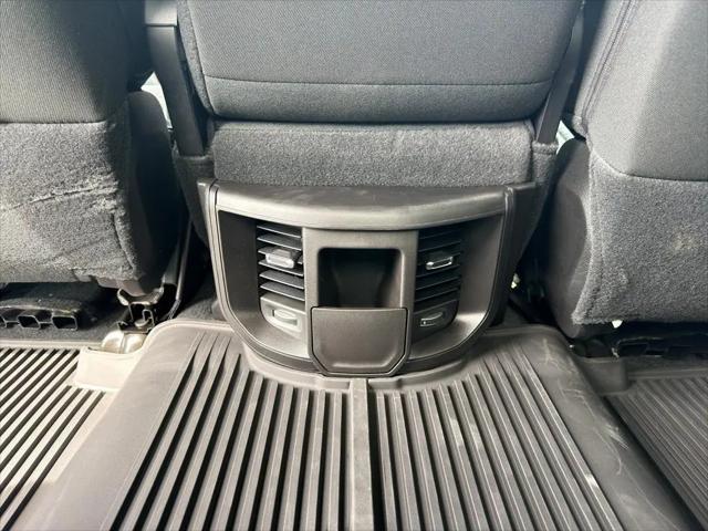 2026 Ram 3500 Big Horn Crew Cab 4x4 8' Box
