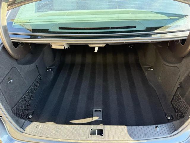 2011 Mercedes-Benz E 350 BlueTEC E 350
