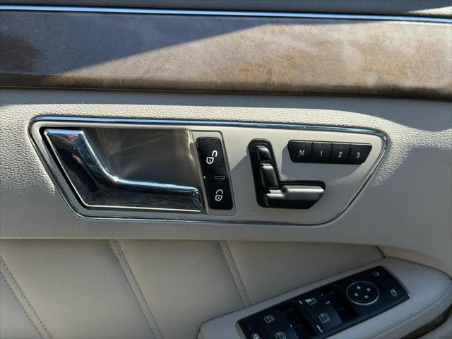 2011 Mercedes-Benz E 350 BlueTEC E 350