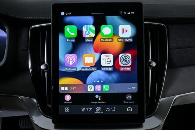 2026 Volvo XC90 Ultra, B6 AWD Gas (mild hybrid), Gasoline, Bright, 7 Seats