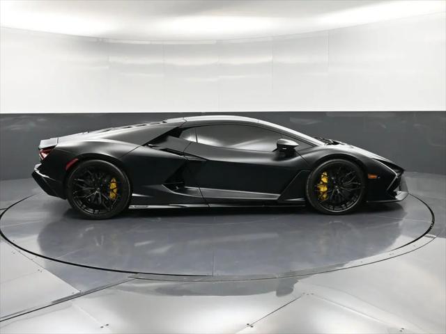2024 Lamborghini Revuelto Revuelto