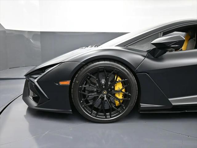 2024 Lamborghini Revuelto Revuelto