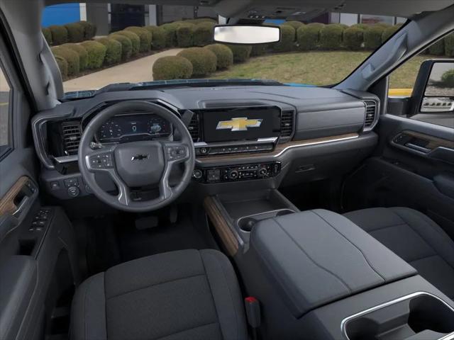 2026 Chevrolet Silverado 2500HD Crew Cab, Standard Bed, LT, 4WD