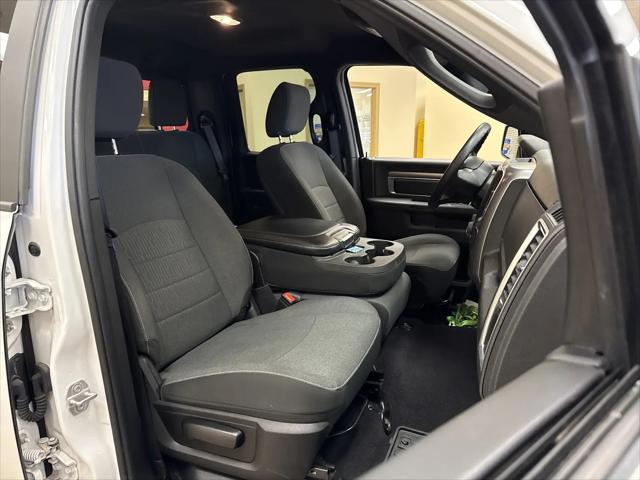 2022 Ram 1500 Classic Warlock Quad Cab 4x4 6'4" Box