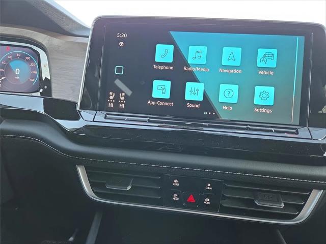 2026 Volkswagen Atlas SE with Technology