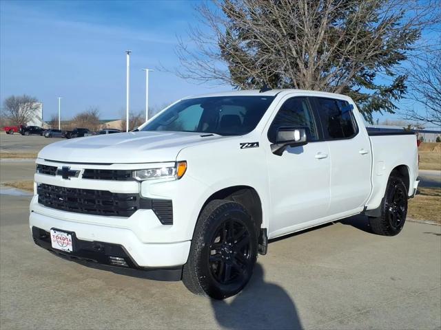 2024 Chevrolet Silverado 1500 4WD Crew Cab Short Bed RST