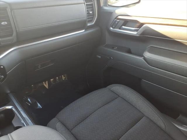 2024 Chevrolet Silverado 1500 4WD Crew Cab Short Bed RST