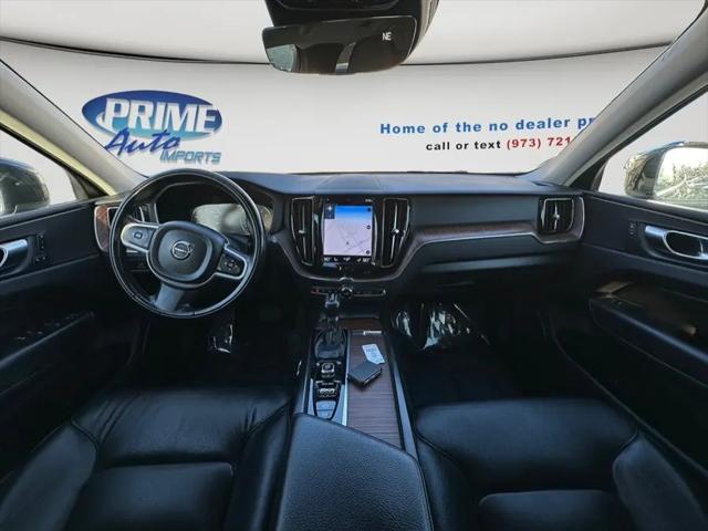 2021 Volvo XC60 T6 Momentum