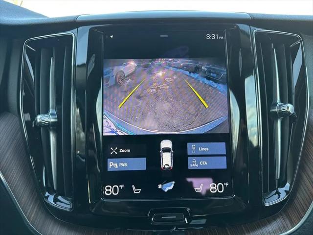 2021 Volvo XC60 T6 Momentum