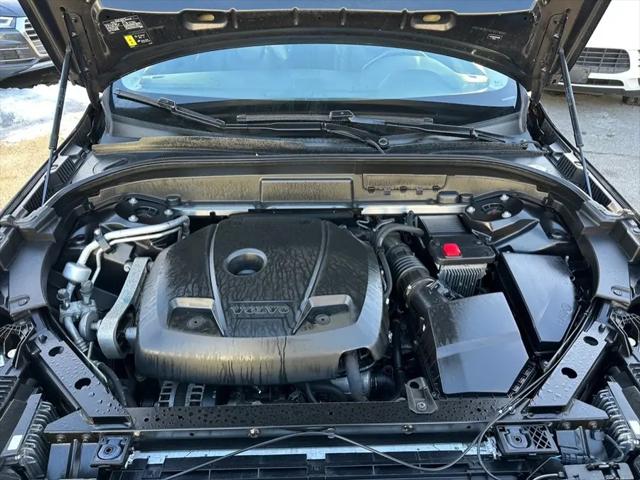 2021 Volvo XC60 T6 Momentum