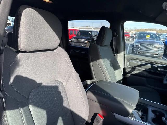 2026 Ram 1500 Big Horn Crew Cab 4x4 5'7" Box