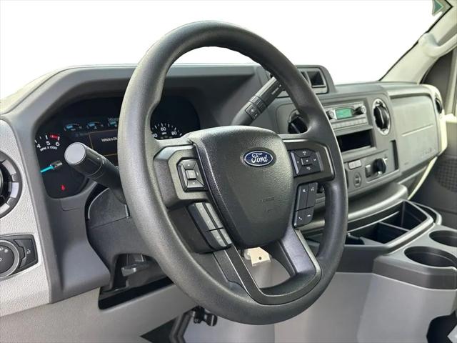 2024 Ford E-350 Cutaway Base
