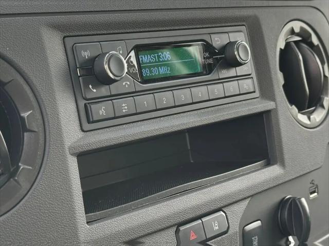 2024 Ford E-350 Cutaway Base