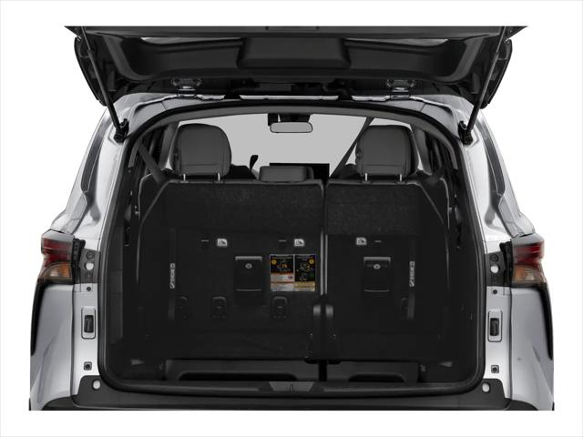 2025 Toyota Sienna LE