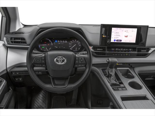 2025 Toyota Sienna LE