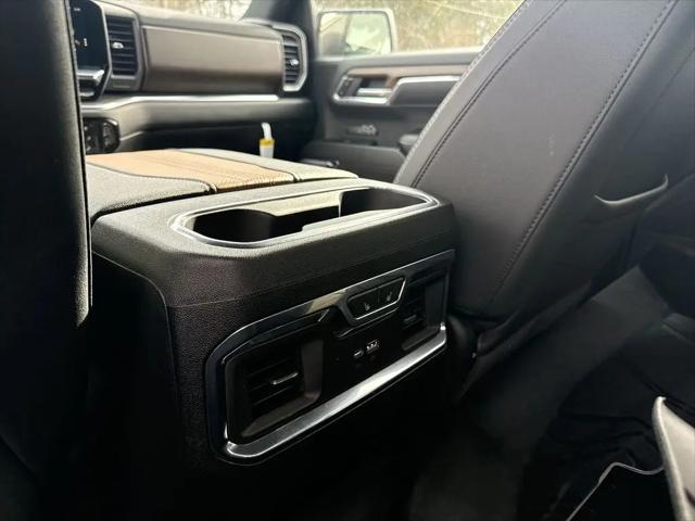 2024 Chevrolet Silverado 1500 4WD Crew Cab Short Bed High Country