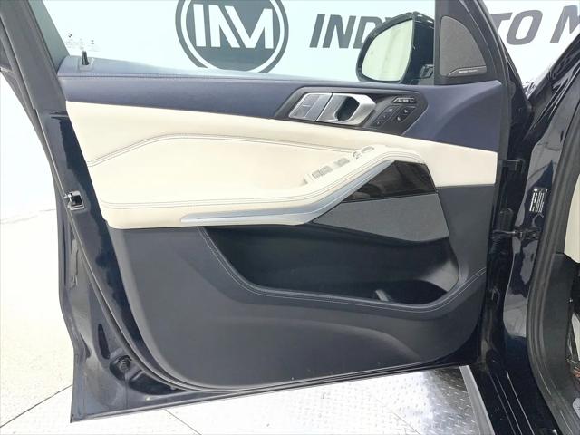 2021 BMW X7 M50i