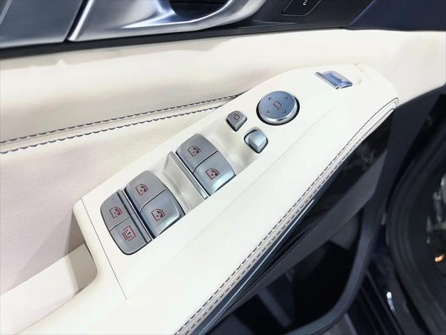 2021 BMW X7 M50i