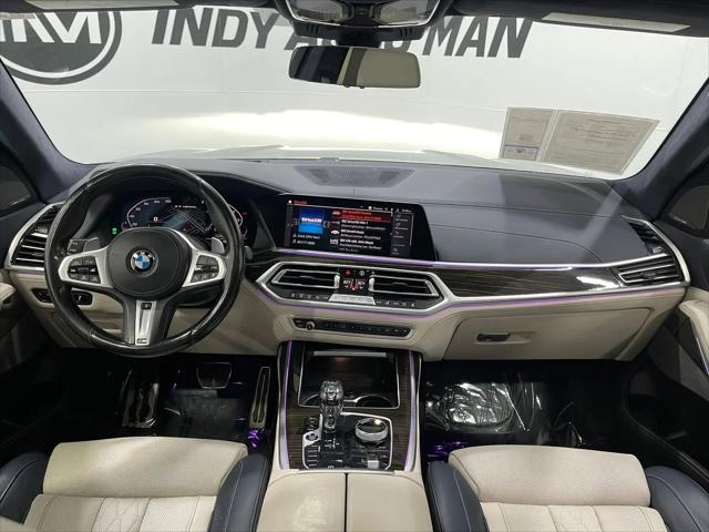 2021 BMW X7 M50i